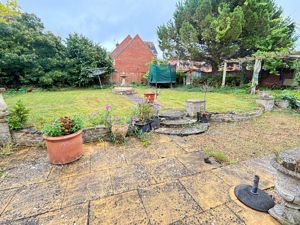 Photo 20- click for photo gallery